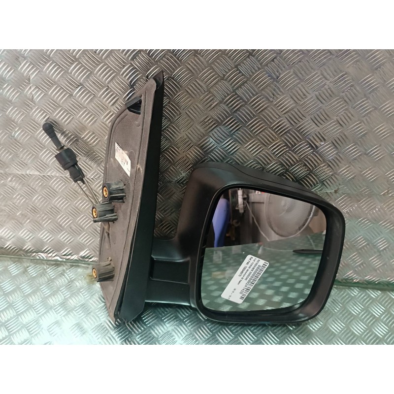 Recambio de retrovisor derecho para fiat fiorino adventure sx kasten referencia OEM IAM 735645070 020005 MANUAL