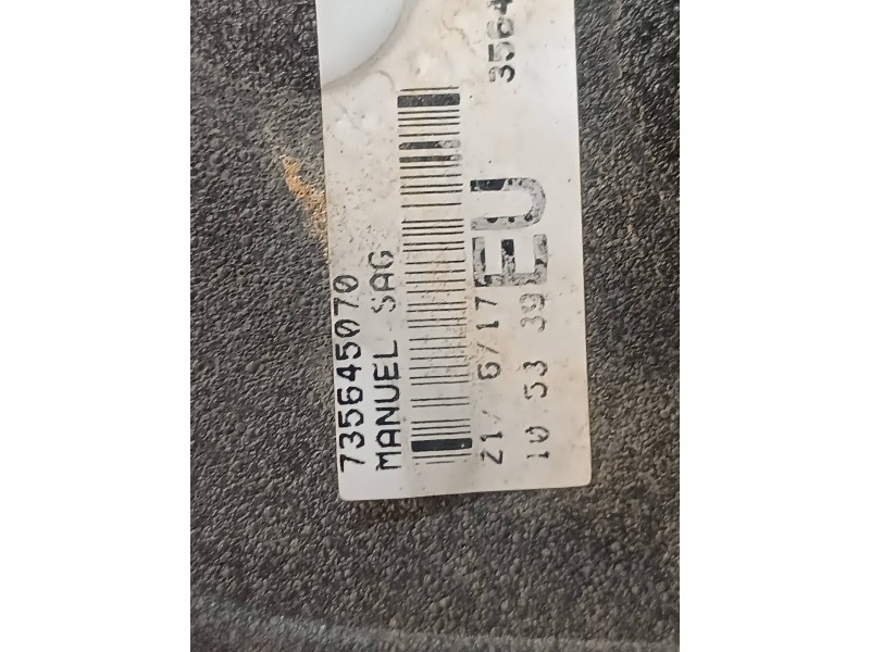 Recambio de retrovisor derecho para fiat fiorino adventure sx kasten referencia OEM IAM 735645070 020005 MANUAL