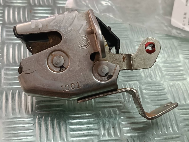 Recambio de cerradura puerta trasera izquierda para fiat fiorino adventure sx kasten referencia OEM IAM T001  