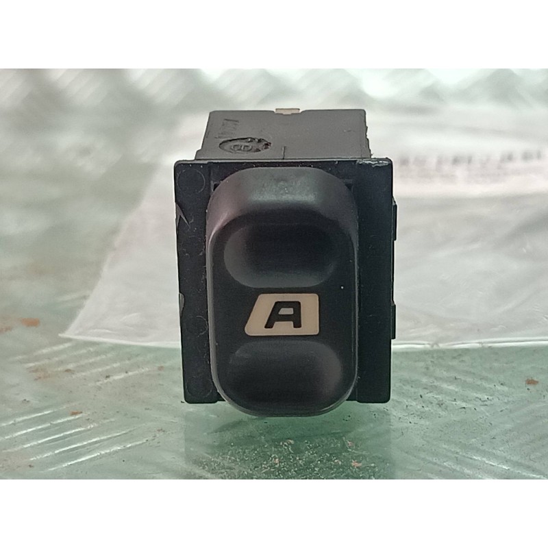 Recambio de mando elevalunas trasero izquierdo para citroen xsara berlina 2.0 hdi sx (66kw) referencia OEM IAM A0244  CONECTOR 4