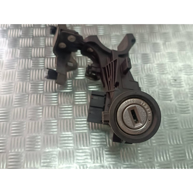 Recambio de conmutador de arranque para fiat fiorino adventure sx kasten referencia OEM IAM 51760548 0B365 32314