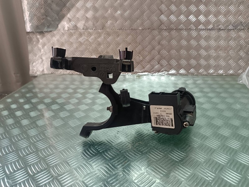Recambio de conmutador de arranque para fiat fiorino adventure sx kasten referencia OEM IAM 51760548 0B365 32314