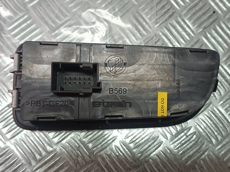 Recambio de mando luces para fiat fiorino adventure sx kasten referencia OEM IAM B569  CONECTOR 12 PINES