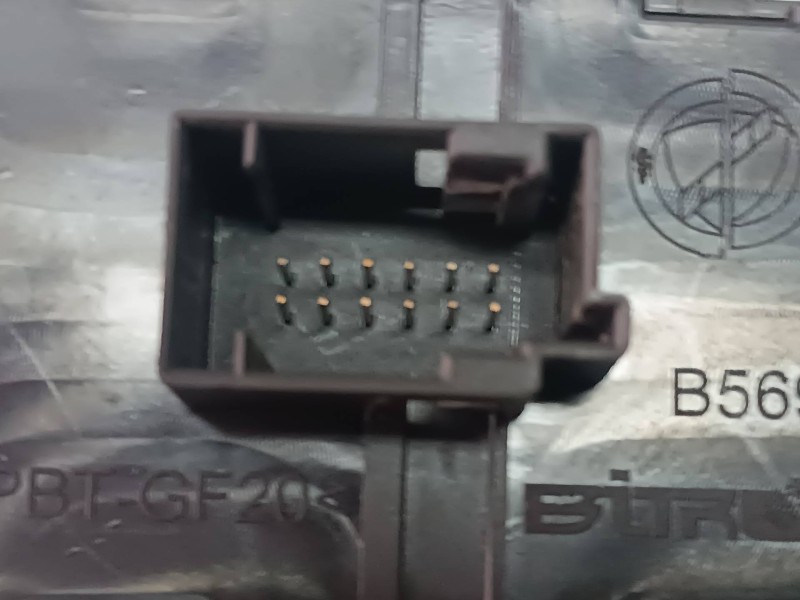 Recambio de mando luces para fiat fiorino adventure sx kasten referencia OEM IAM B569  CONECTOR 12 PINES