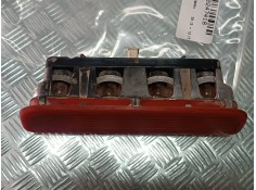 Recambio de luz central de freno para fiat fiorino adventure sx kasten referencia OEM IAM 1353214080  CONECTOR 2 PINES 2