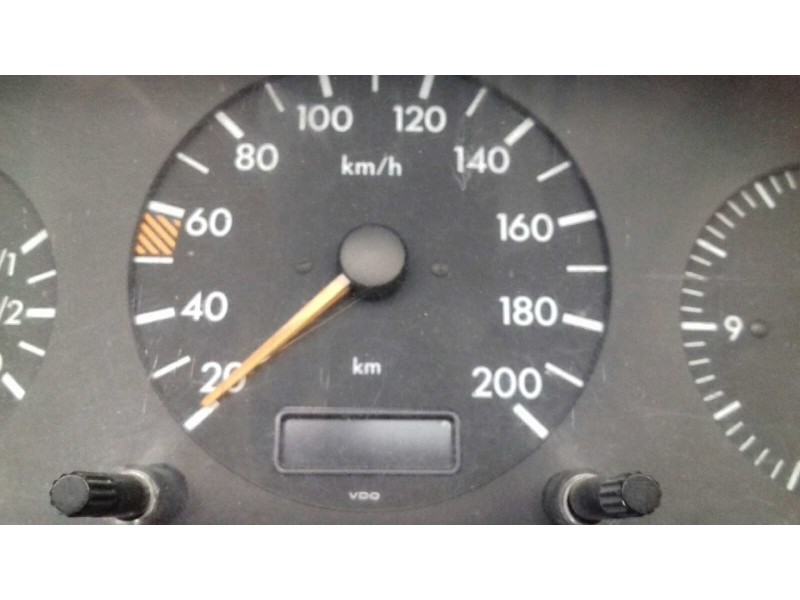 Recambio de cuadro instrumentos para mercedes-benz vito (w638) caja cerrada 2.3 turbodiesel referencia OEM IAM 0005428401 110008