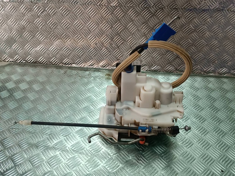 Recambio de cerradura puerta delantera derecha para fiat fiorino adventure sx kasten referencia OEM IAM 1379534080 Y14M0224CL EL