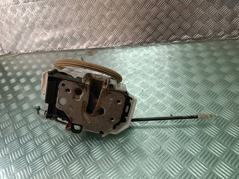 Recambio de cerradura puerta delantera derecha para fiat fiorino adventure sx kasten referencia OEM IAM 1379534080 Y14M0224CL EL