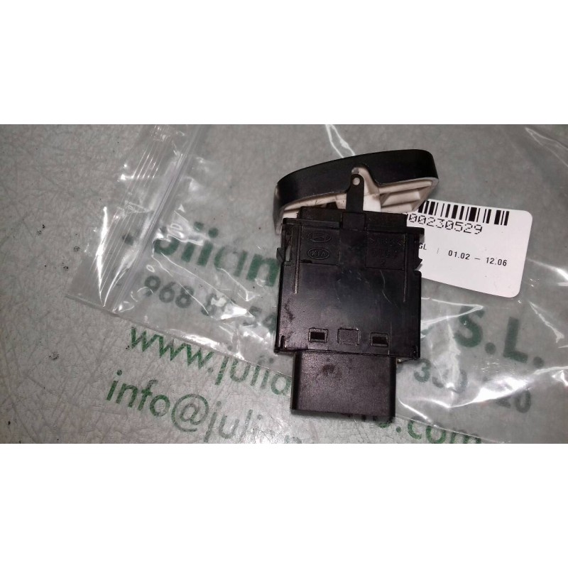 Recambio de mando limpia para hyundai accent (lc) crdi gl referencia OEM IAM 9336085100 4+3 PINES LIMPIA TRASERO