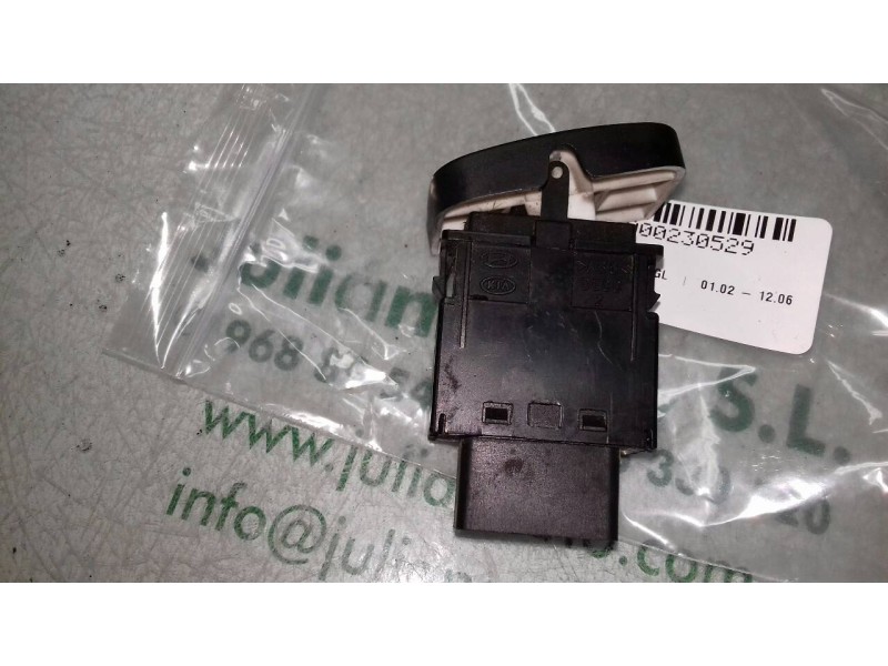 Recambio de mando limpia para hyundai accent (lc) crdi gl referencia OEM IAM 9336085100 4+3 PINES LIMPIA TRASERO