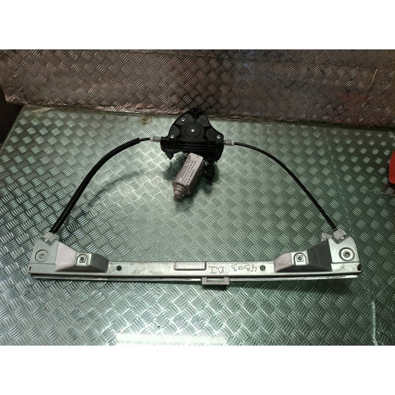 Recambio de elevalunas delantero izquierdo para renault clio ii fase ii (b/cb0) authentique referencia OEM IAM 18300030191 CONEC