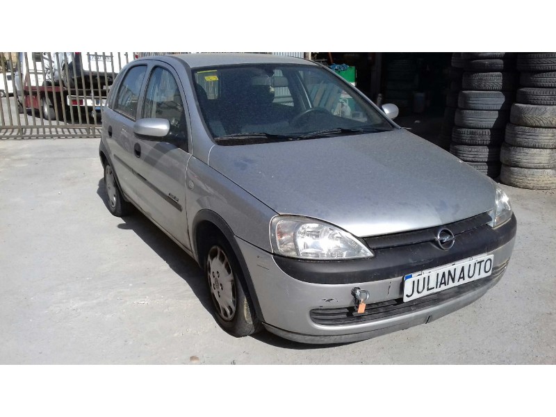 opel corsa c del año 2001