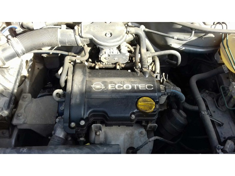 opel corsa c del año 2001