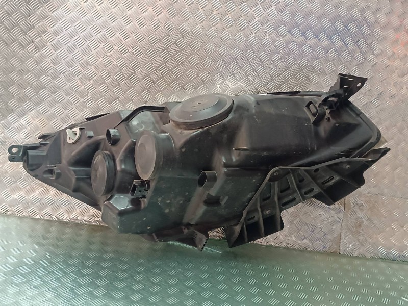 Recambio de faro izquierdo para citroen c4 picasso sx referencia OEM IAM 16298100  