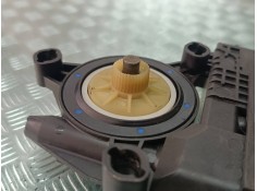 Recambio de motor elevalunas delantero derecho para citroen c4 picasso sx referencia OEM IAM 9674032680 400962F  2