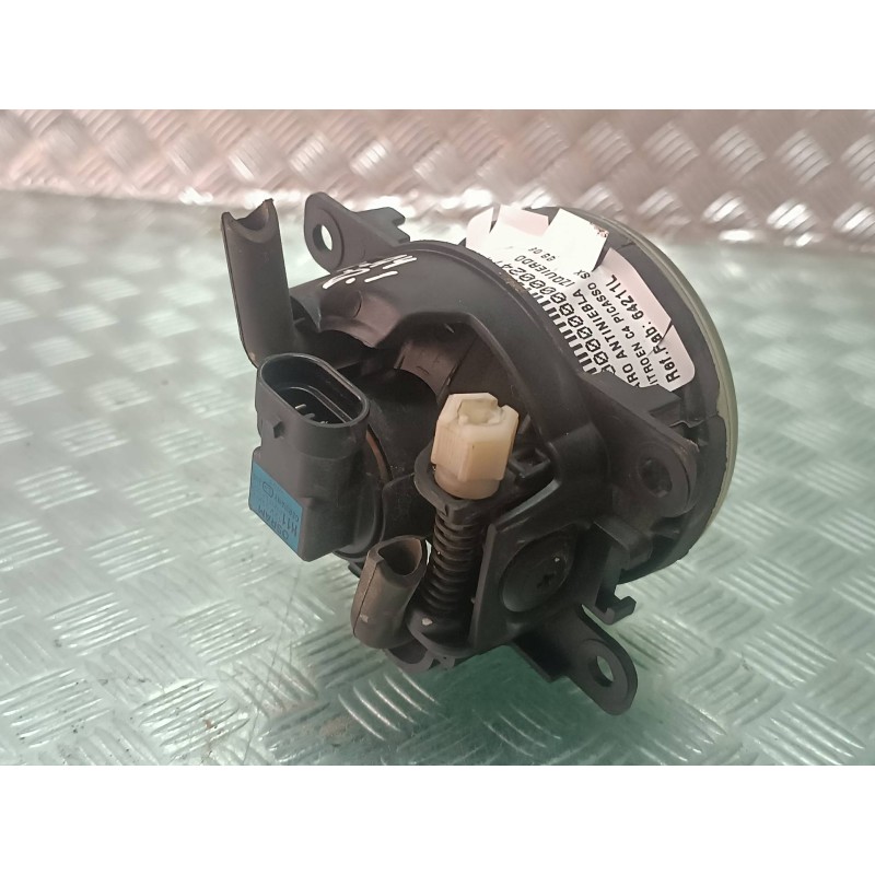 Recambio de faro antiniebla izquierdo para citroen c4 picasso sx referencia OEM IAM 64211L  CONECTOR 2 PINES