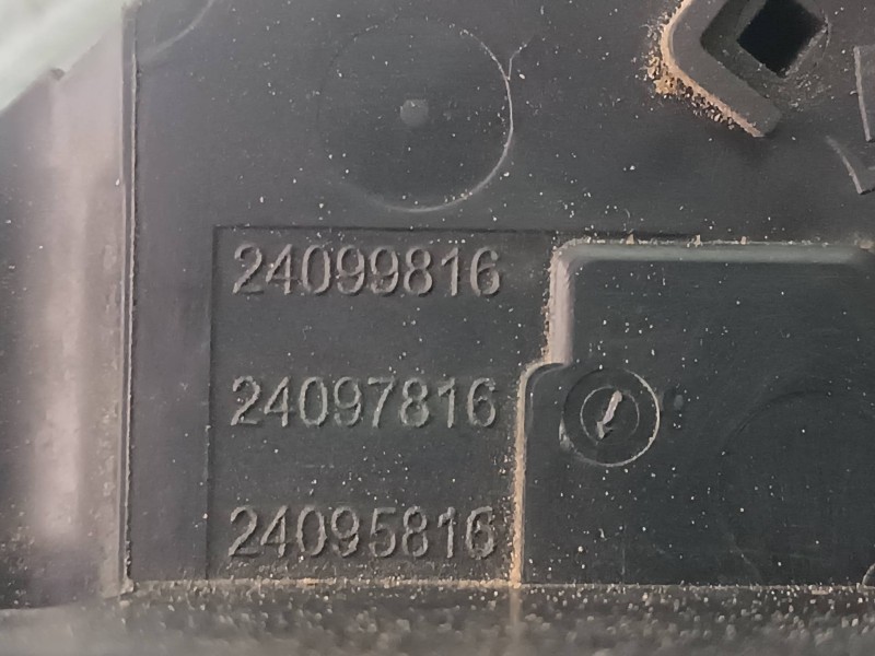 Recambio de cerradura puerta delantera derecha para citroen c4 picasso sx referencia OEM IAM 24099816 24097816 ELECTRICA