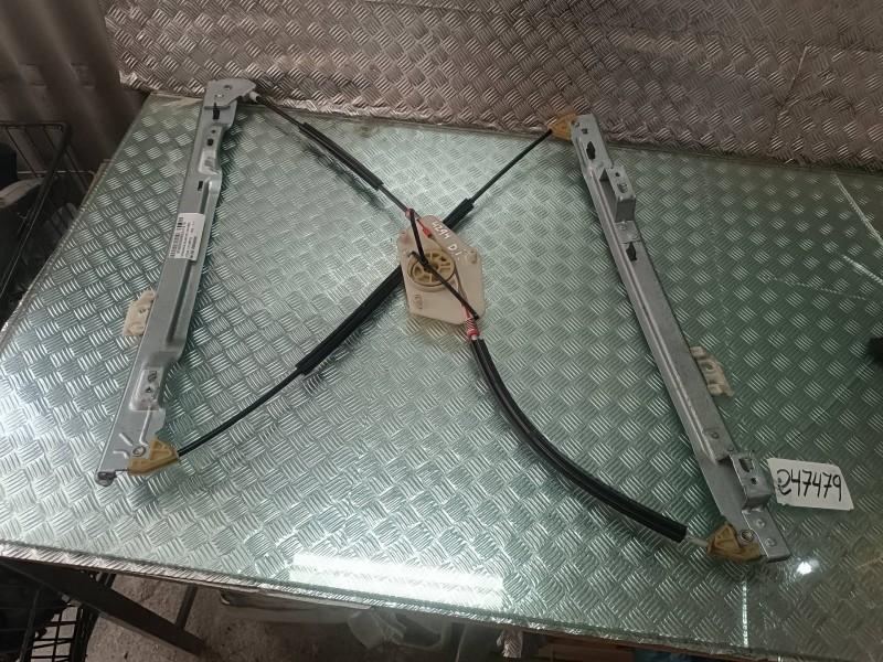 Recambio de elevalunas delantero izquierdo para citroen c4 picasso sx referencia OEM IAM 9682493980  ELECTRICO