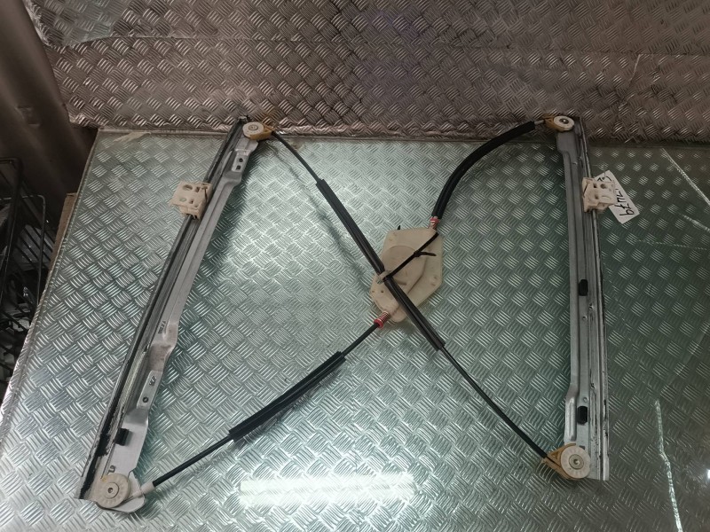 Recambio de elevalunas delantero izquierdo para citroen c4 picasso sx referencia OEM IAM 9682493980  ELECTRICO