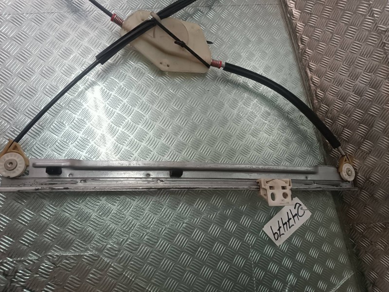 Recambio de elevalunas delantero izquierdo para citroen c4 picasso sx referencia OEM IAM 9682493980  ELECTRICO