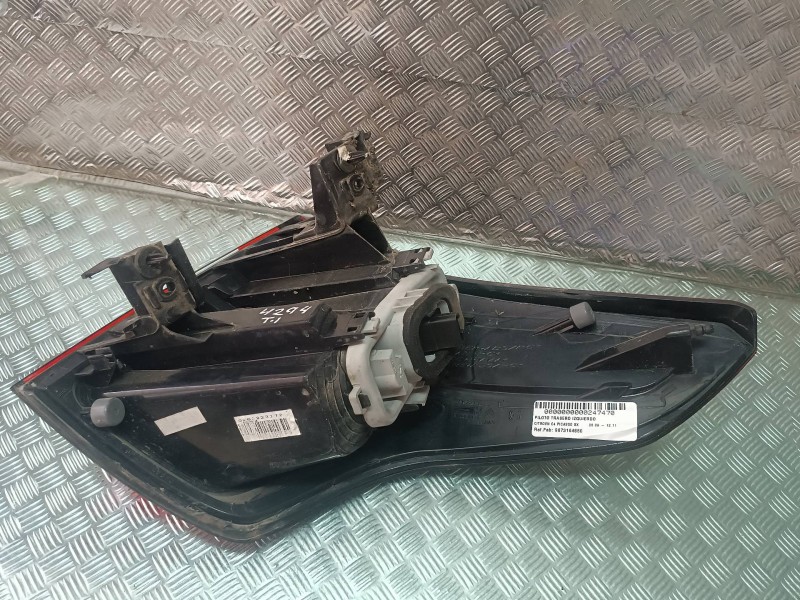 Recambio de piloto trasero izquierdo para citroen c4 picasso sx referencia OEM IAM 9673164880  