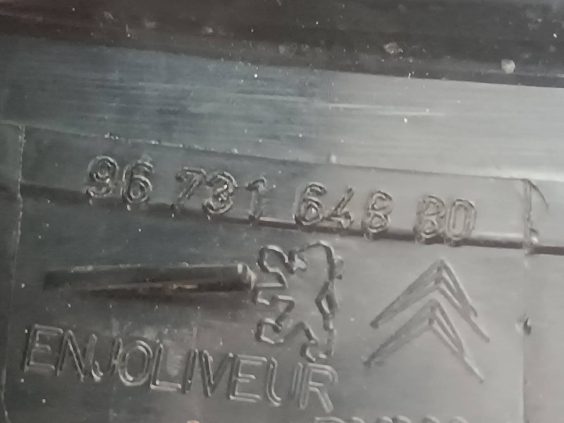 Recambio de piloto trasero izquierdo para citroen c4 picasso sx referencia OEM IAM 9673164880  