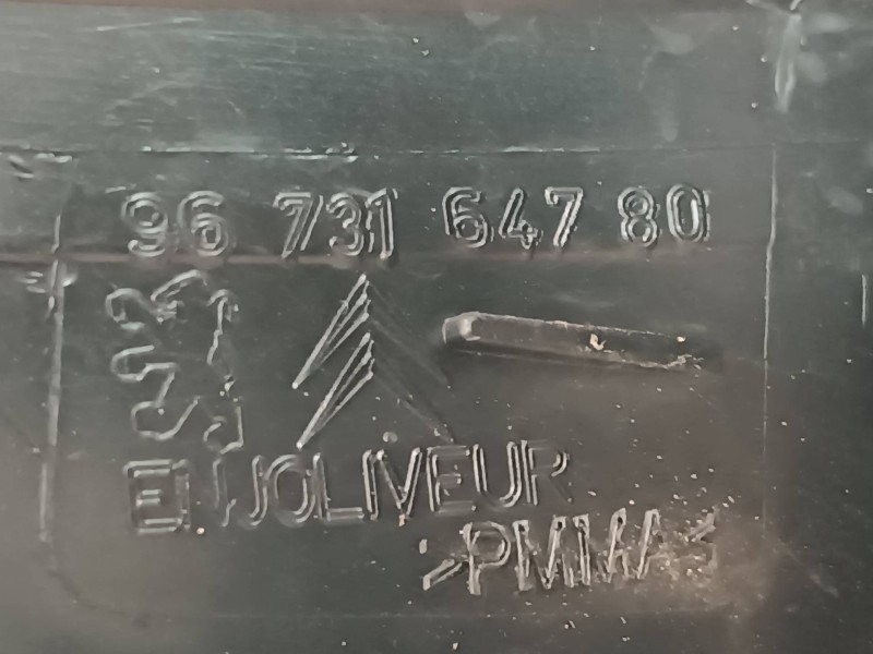 Recambio de piloto trasero derecho para citroen c4 picasso sx referencia OEM IAM 9673164780  