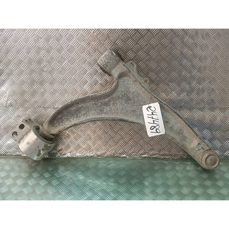 Recambio de brazo suspension inferior delantero izquierdo para opel insignia berlina edition referencia OEM IAM 0131221  