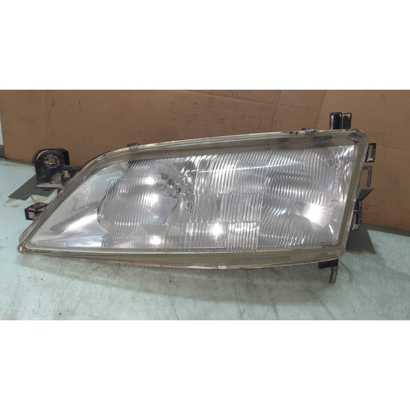 Recambio de faro izquierdo para opel vectra b berlina básico (1999) referencia OEM IAM 54532889  