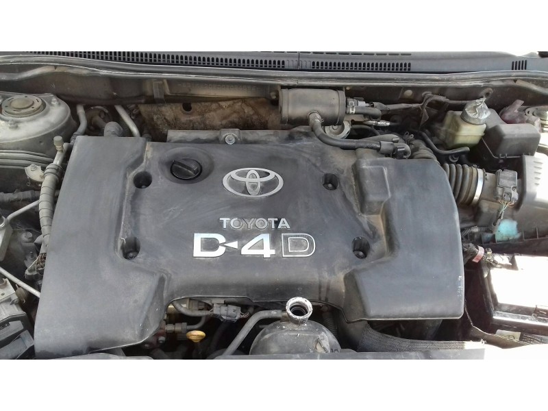 toyota corolla (e12) del año 2004