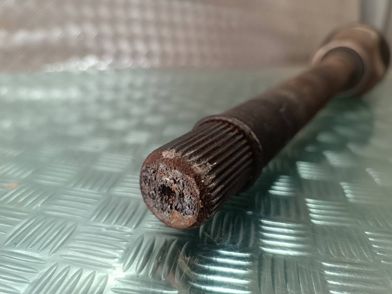 Recambio de transmision delantera derecha para citroen c4 picasso seduction referencia OEM IAM 9677570880 8PN81 