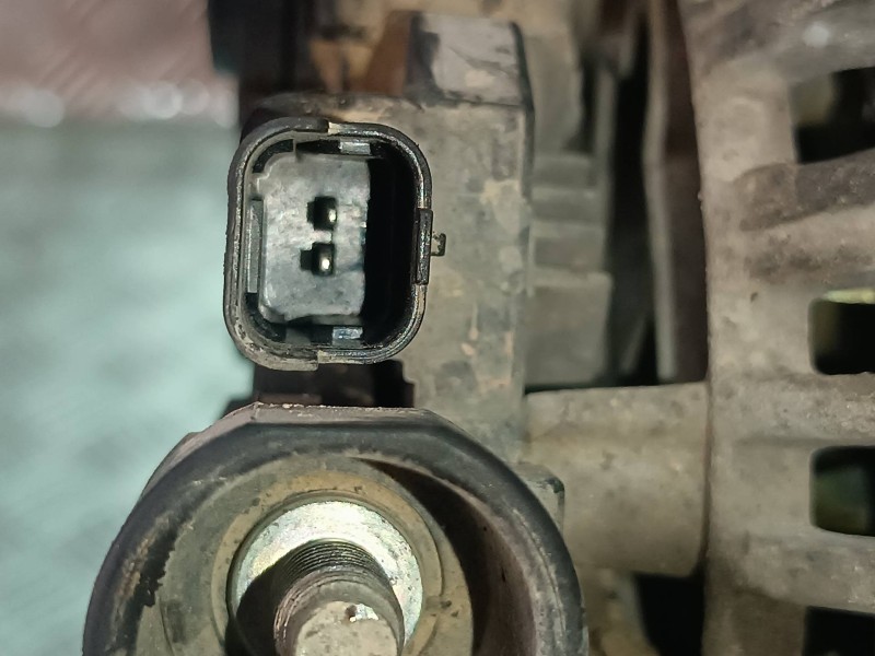 Recambio de alternador para citroen c3 1.4 hdi sx plus referencia OEM IAM 8EL011710661 HELLA 150A