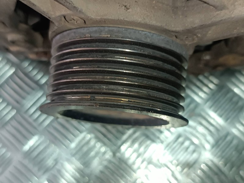 Recambio de alternador para citroen c3 1.4 hdi sx plus referencia OEM IAM 8EL011710661 HELLA 150A