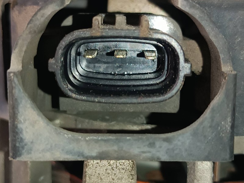 Recambio de alternador para hyundai i20 classic referencia OEM IAM 2606900 3730003300 70A