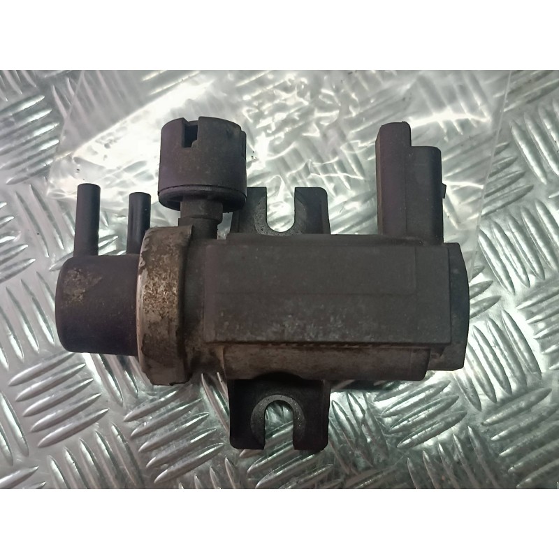 Recambio de valvula aire adicional para citroen c3 1.4 hdi sx plus referencia OEM IAM 9641726680 72832800 CONECTOR 2 PINES