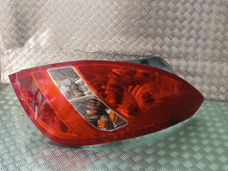 Recambio de piloto trasero derecho para hyundai i20 classic referencia OEM IAM 924024P000 02047099900010 