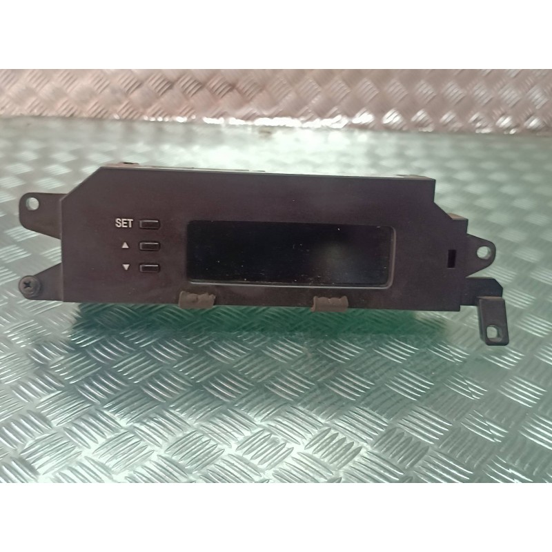 Recambio de pantalla multifuncion para hyundai i20 classic referencia OEM IAM 941011J600 12000009201V M01