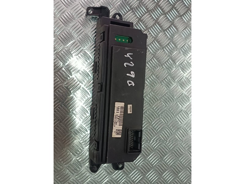 Recambio de pantalla multifuncion para hyundai i20 classic referencia OEM IAM 941011J600 12000009201V M01