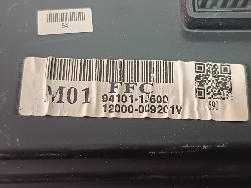 Recambio de pantalla multifuncion para hyundai i20 classic referencia OEM IAM 941011J600 12000009201V M01