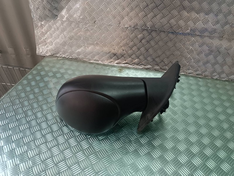 Recambio de retrovisor izquierdo para citroen c3 1.4 hdi sx plus referencia OEM IAM 12363500  ELECTRICO