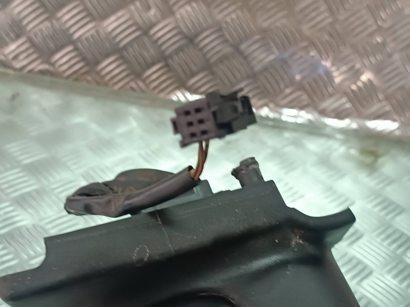 Recambio de retrovisor izquierdo para citroen c3 1.4 hdi sx plus referencia OEM IAM 12363500  ELECTRICO