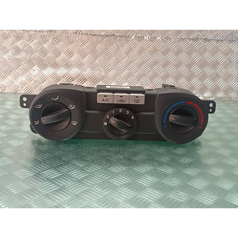 Recambio de mando calefaccion / aire acondicionado para hyundai i20 classic referencia OEM IAM 972504PXXX  