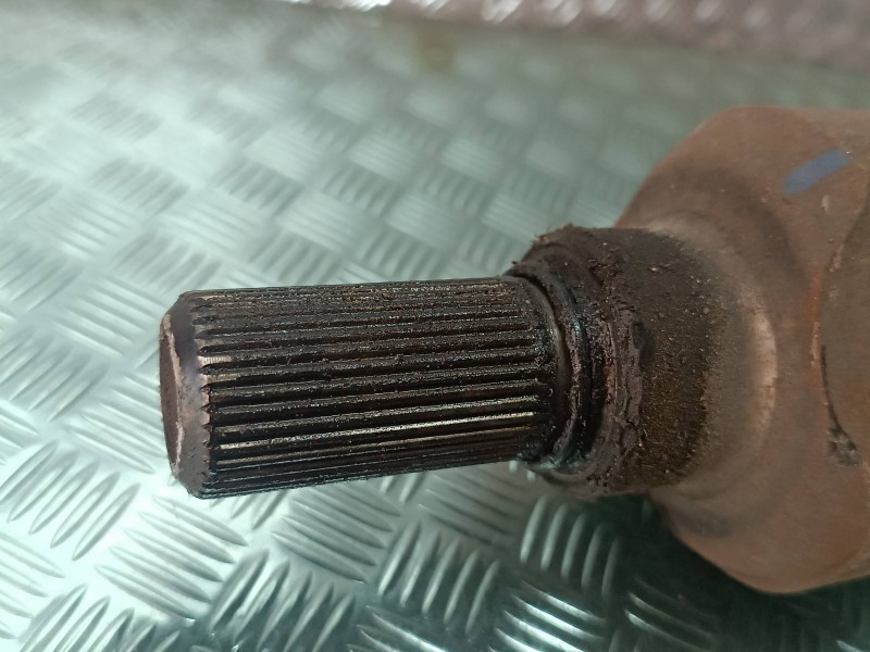 Recambio de transmision delantera izquierda para citroen c4 picasso business class referencia OEM IAM 9808771480 8PP77 3533410