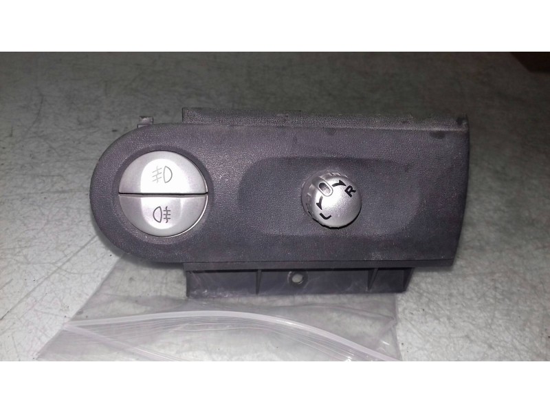 Recambio de interruptor para mitsubishi colt cabrio czc instyle referencia OEM IAM MN148893ZZ  LUZ ANTINIEBLA