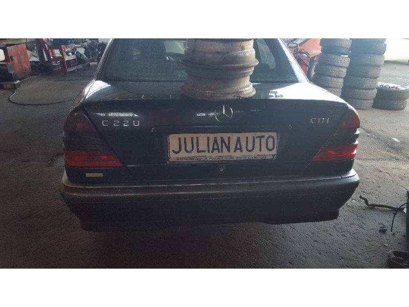 mercedes-benz clase c (w202) berlina del año 1998