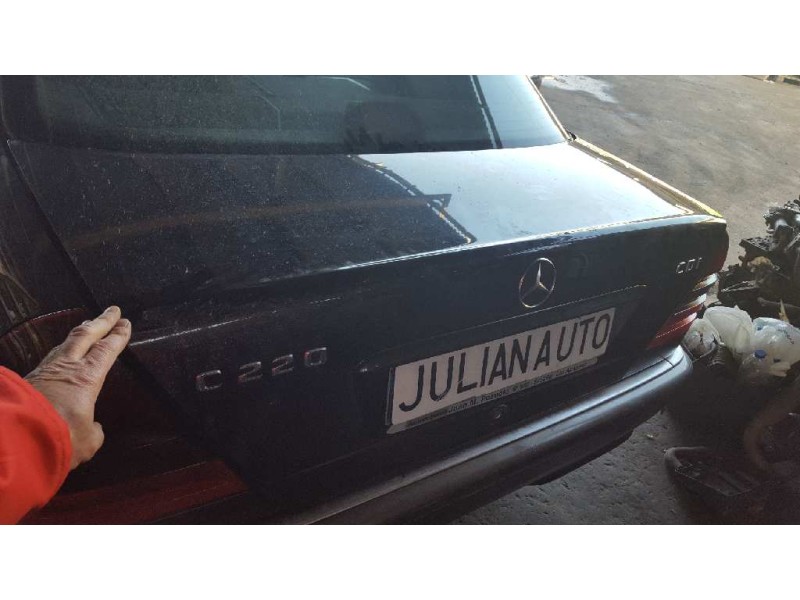 mercedes-benz clase c (w202) berlina del año 1998