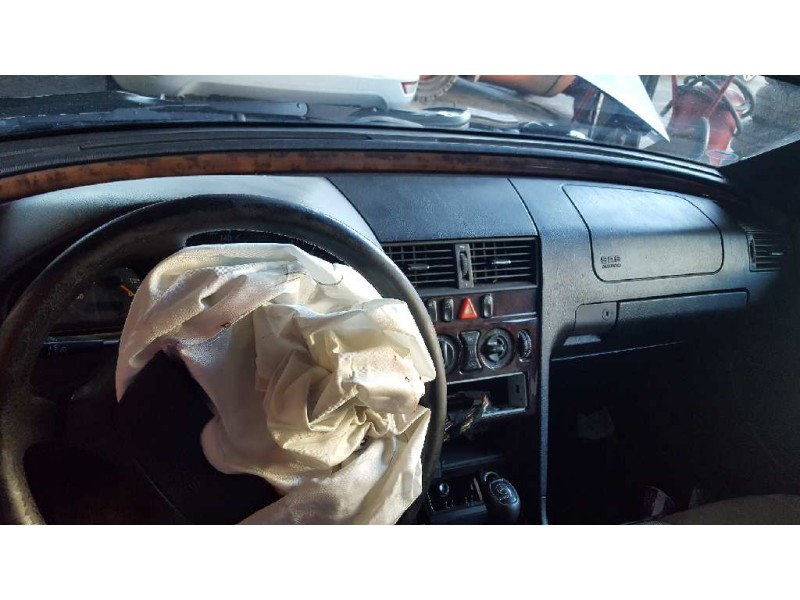 mercedes-benz clase c (w202) berlina del año 1998