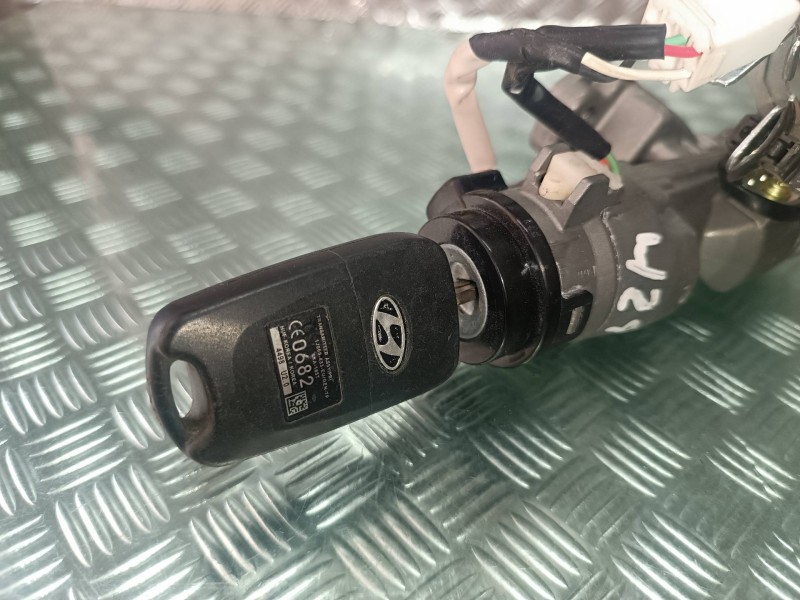 Recambio de centralita motor uce para hyundai i20 classic referencia OEM IAM 3911003256 940061J160 KIT - KEFICO