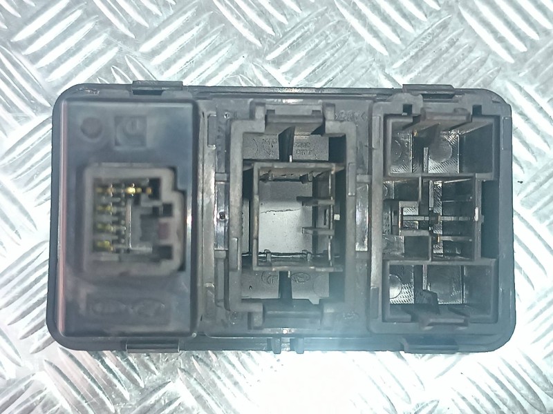 Recambio de interruptor para hyundai i20 classic referencia OEM IAM 751U00080 211000245 ALTURA LUCES
