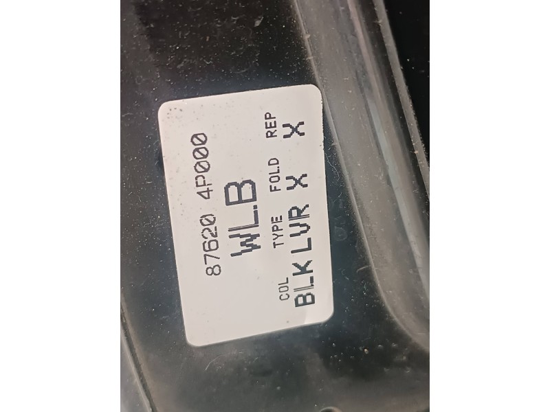 Recambio de retrovisor derecho para hyundai i20 classic referencia OEM IAM 876204P000  MANUAL